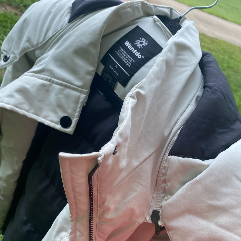 Wantdo Black and White Winter Coat